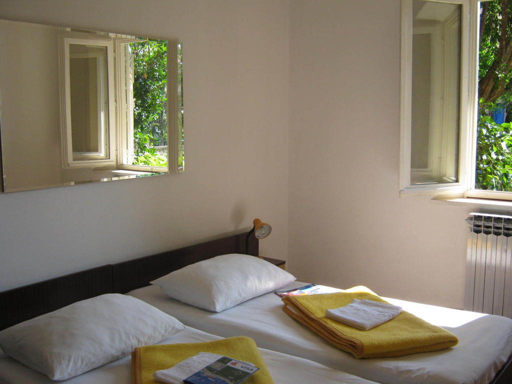 Appartement Apartments&rooms Artemida *
